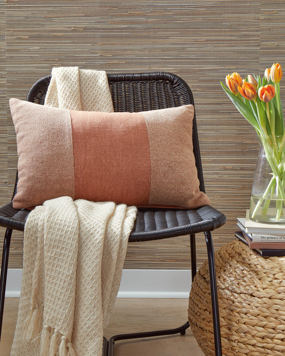Dovinton Pillow (Set of 4)