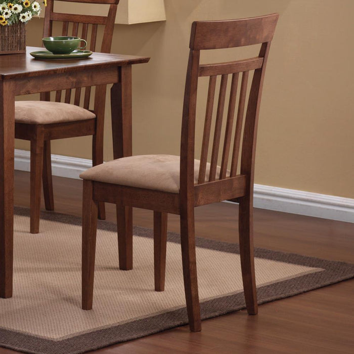 G150430 Casual Chestnut Five-Piece Dining Set