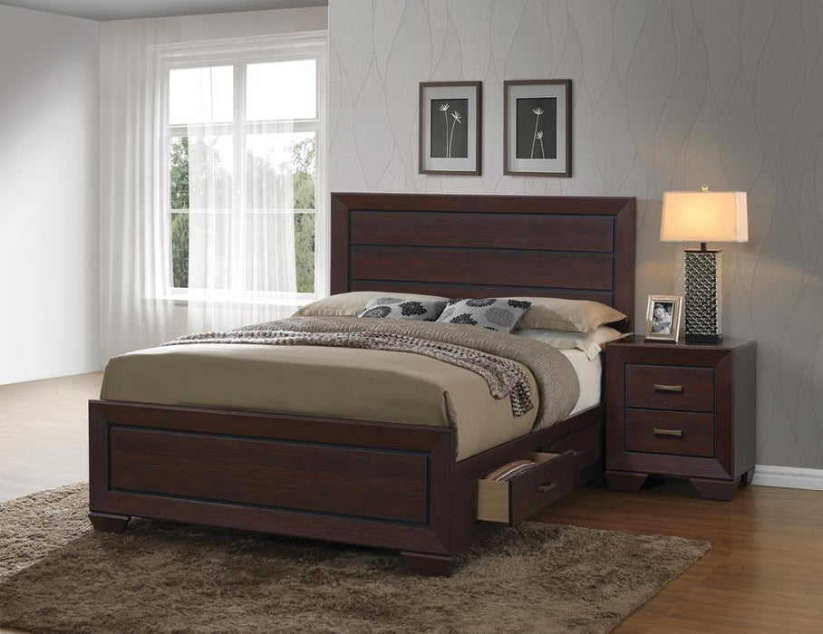 G204393 Fenbrook Transitional Dark Cocoa Eastern King Bed