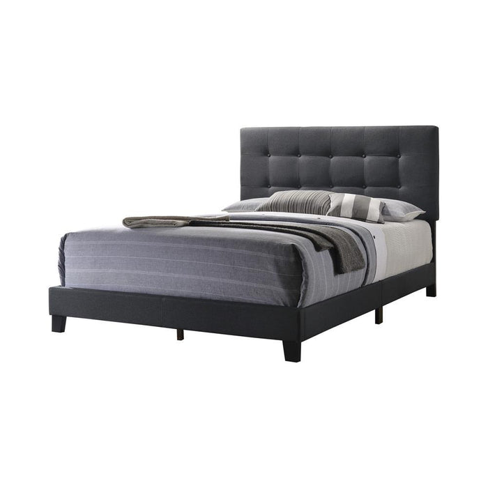 G305746 Queen Bed