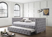G302161 Twin Daybed W/ Trundle image