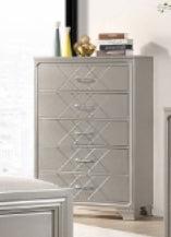 Crown Mark Phoebe Chest in Silver B6970-4 image
